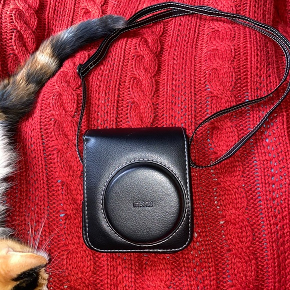 Instax Mini 40 Polaroid Camera - Picture 3 of 5